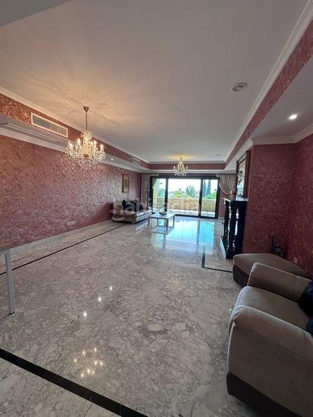 Foto a0b1290e-050b-4a41-a24e-77800f29a93d. Pis a La Carolina - Guadalpín Marbella