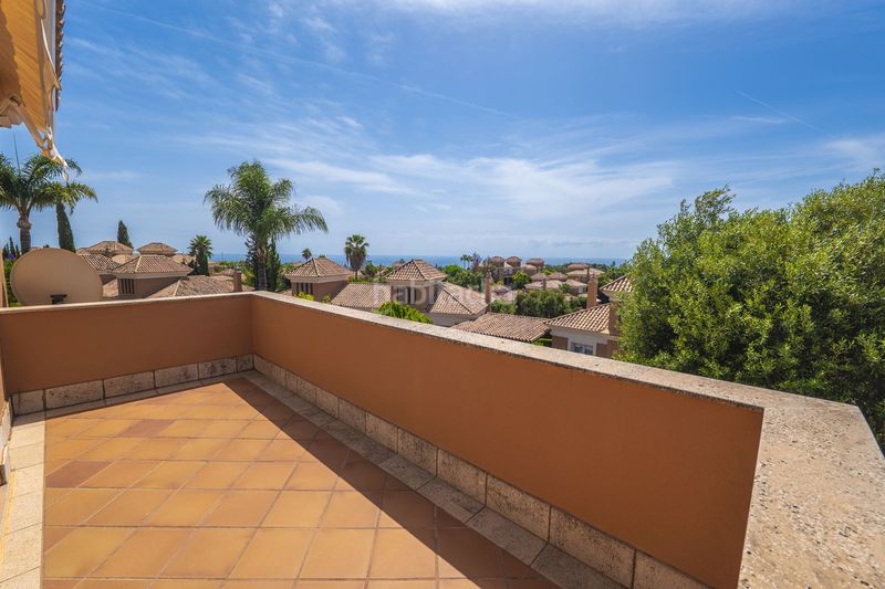 Foto 520b9619-b114-49bb-87f1-3a970a743508. Casa adossada a Los Monteros Marbella