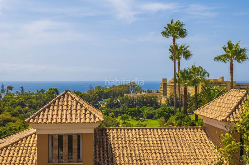 Foto b543a1e5-4359-48e1-bb4f-2e3d34f9f98c. Casa adossada a Los Monteros Marbella