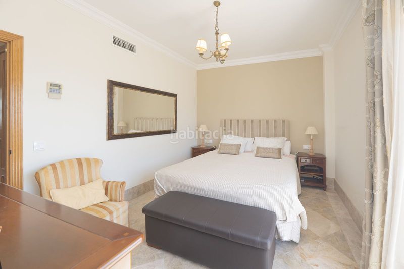 Foto b67245b3-99f5-4d24-8bc4-3b1987569285. Casa adossada a Los Monteros Marbella