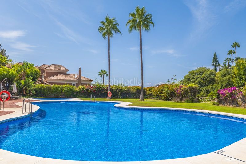Foto f8f3ab71-3250-49ca-a8db-075f36eb4644. Casa adossada a Los Monteros Marbella