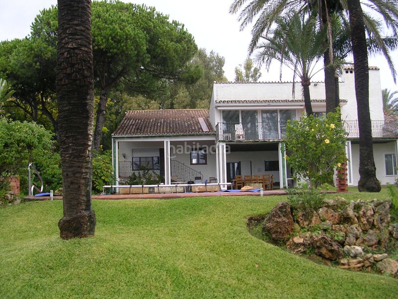 Foto 4b8c2744-9804-4de8-a796-fdeaff013e43. Casa adosada en Los Monteros Marbella