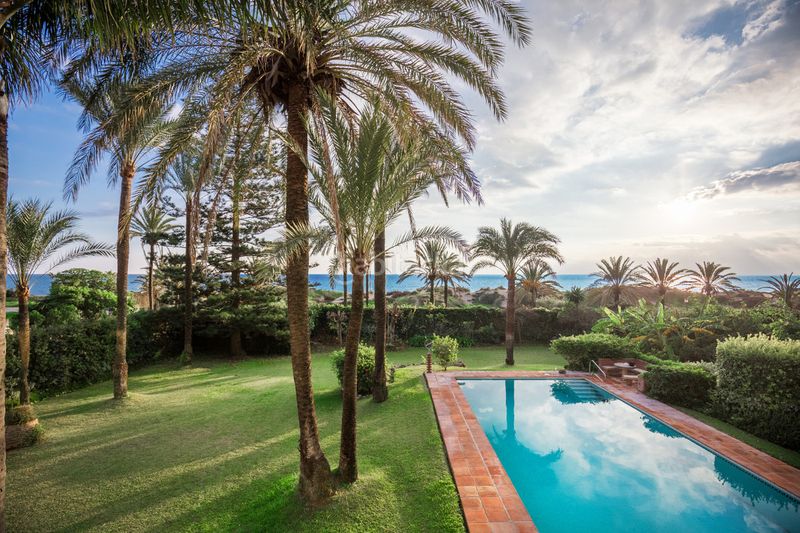 Foto b9da7277-ee9f-4fab-8afa-6d4ab188cfc6. Casa adosada en Los Monteros Marbella