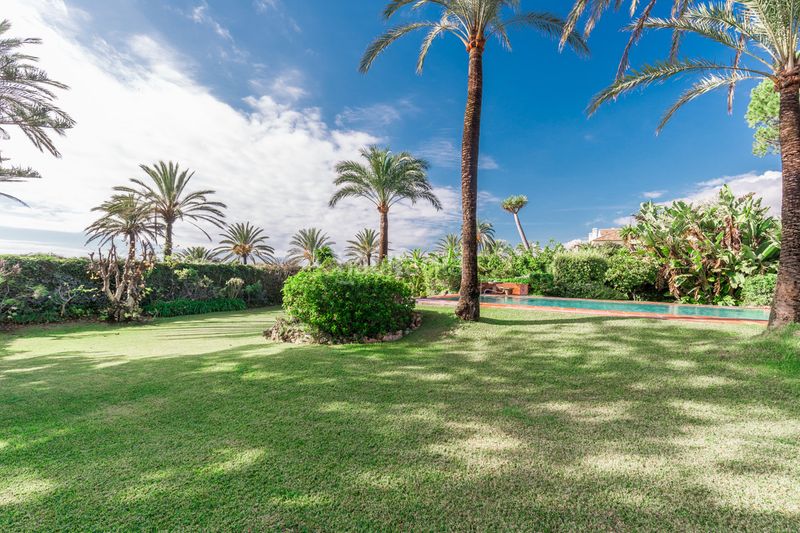 Foto d6679f3b-adc8-449b-9a8e-d236370b746b. Casa adosada en Los Monteros Marbella