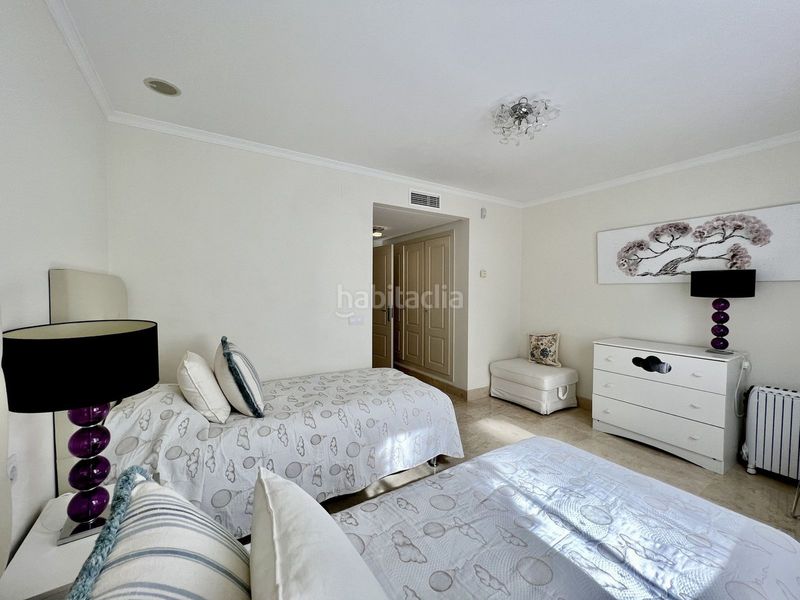 Foto 960d552c-eb57-47fc-bcfe-cb25594cea1a. Pis a La Carolina - Guadalpín Marbella