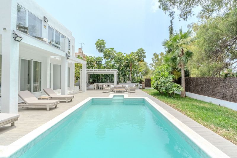 Foto 31d13864-836d-4739-a078-f95a1573e40d. Casa adossada a Las Brisas Marbella