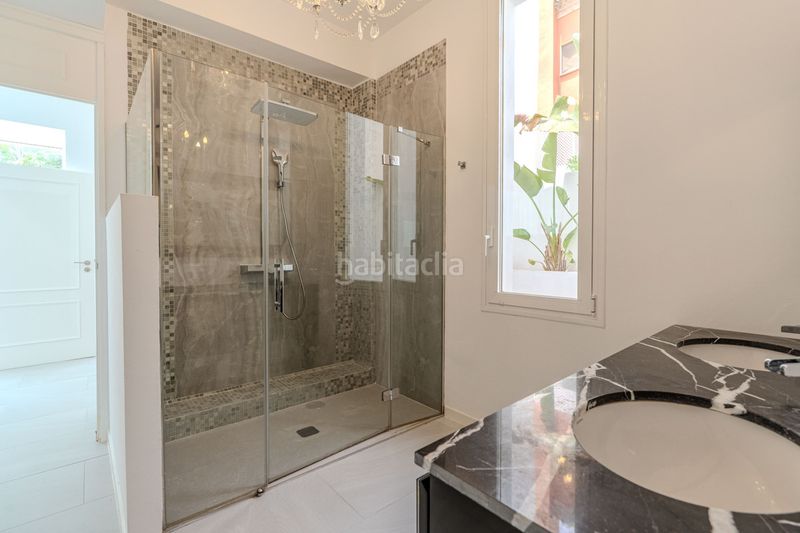 Foto de021390-c821-4223-b8ac-2e2a736be786. Casa adossada a Las Brisas Marbella