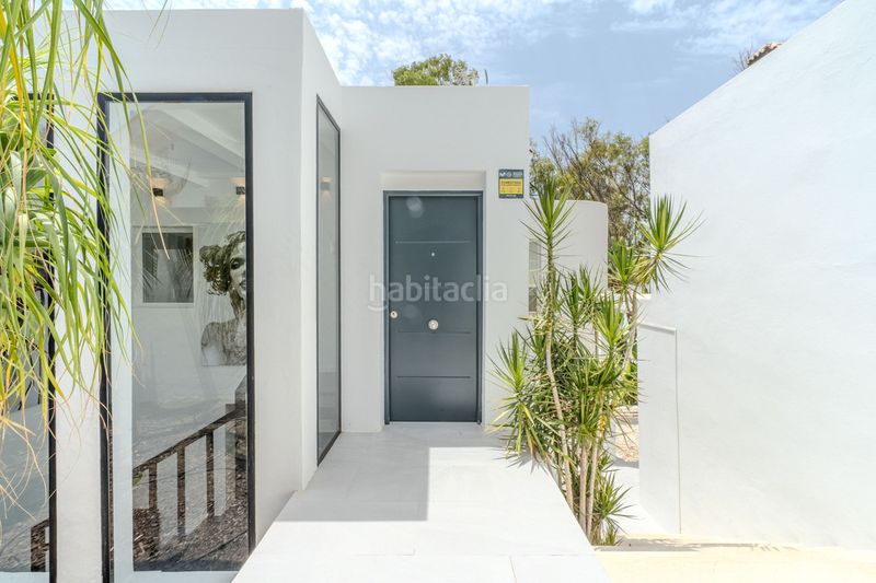 Foto f5058120-fe79-4983-b418-def2d23cc4cc. Casa adossada a Las Brisas Marbella