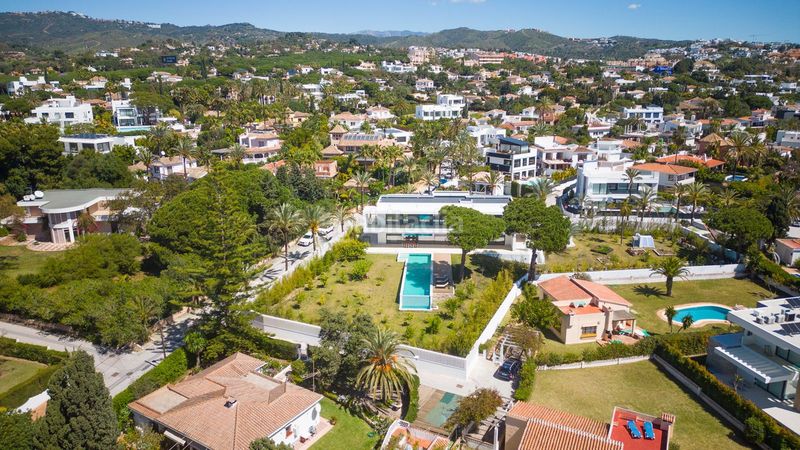 Foto 76321a3c-ac7c-453a-93d4-ba6c010b0d09. Casa adossada a Marbesa Marbella