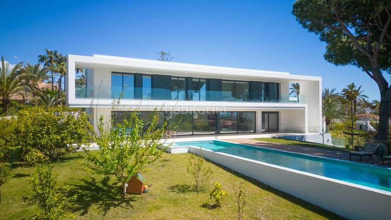 Foto a224556c-5209-4a8f-b18e-99d5d2db8a63. Casa adossada a Marbesa Marbella