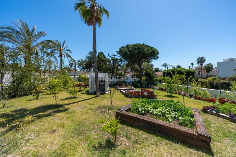 Foto a4144b2c-233f-4c0f-9c4f-16751e71495f. Casa adossada a Marbesa Marbella