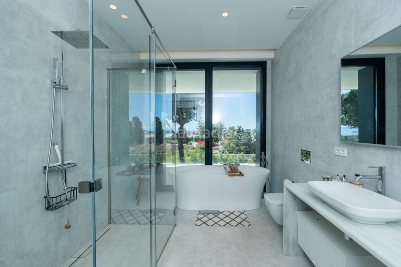 Foto b6303c70-f3fc-4eb9-9d2a-22f23a383d2b. Casa adossada a Marbesa Marbella