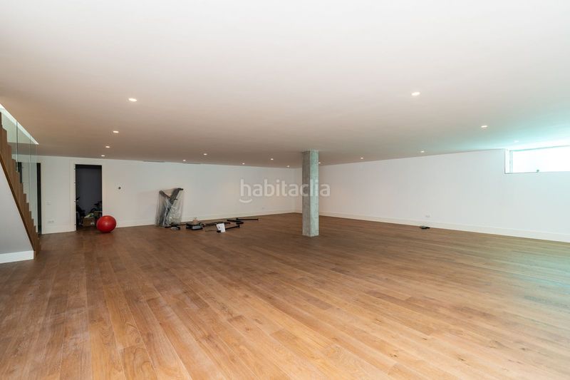 Foto c1507b75-1e61-4d52-be3b-9a2bd2e9c79d. Casa adossada a Marbesa Marbella