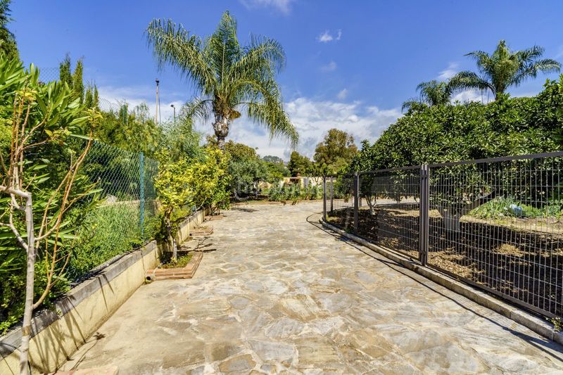 Foto 26461e43-9d80-4925-8b2e-d0b12c3521cb. Casa adossada amb aparcament a La Quinta Benahavís