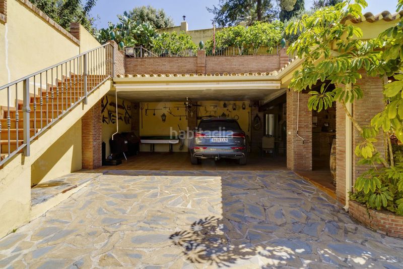 Foto f97a65fb-0985-41fc-b7b9-579b66046ac1. Casa adossada amb aparcament a La Quinta Benahavís