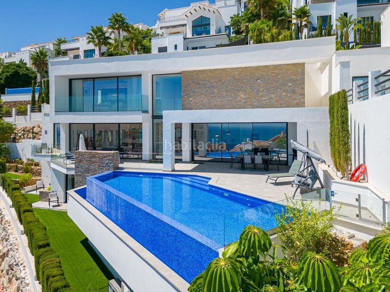 Foto 41fd9b6b-60c7-401c-90d3-48dc0479bdcc. Casa adossada amb aparcament a Cortijo Torrequebrada Benalmádena