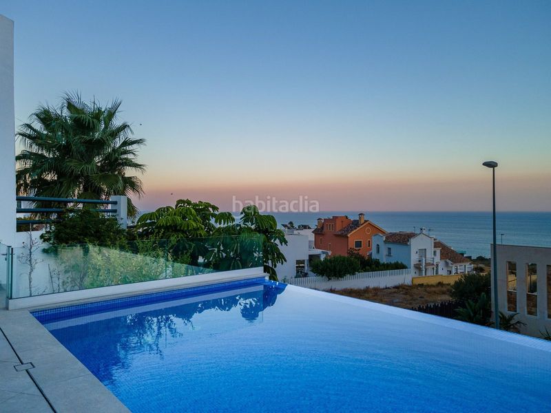 Foto acfc7e2f-5597-4358-ae97-2a55a2ec4a63. Casa adossada amb aparcament a Cortijo Torrequebrada Benalmádena