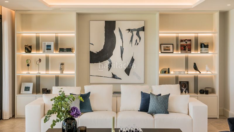 Foto 949f8b4a-3116-4465-81cd-bdf9d6b5d86e. Casa adosada en Las Brisas Marbella