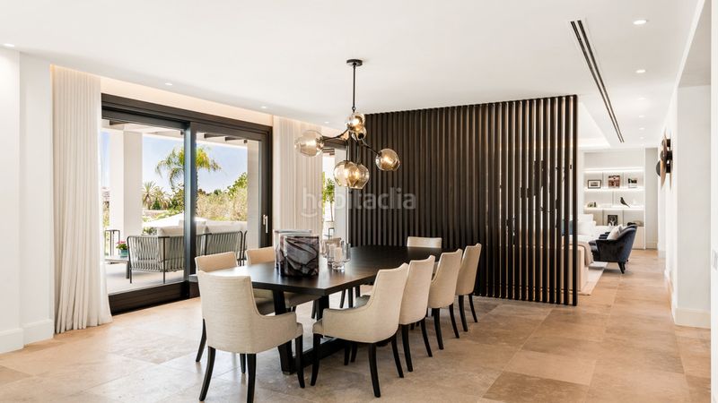 Foto 7d710974-2d32-4fa6-9646-7afe85951f1e. Casa adossada amb aparcament a Las Brisas Marbella