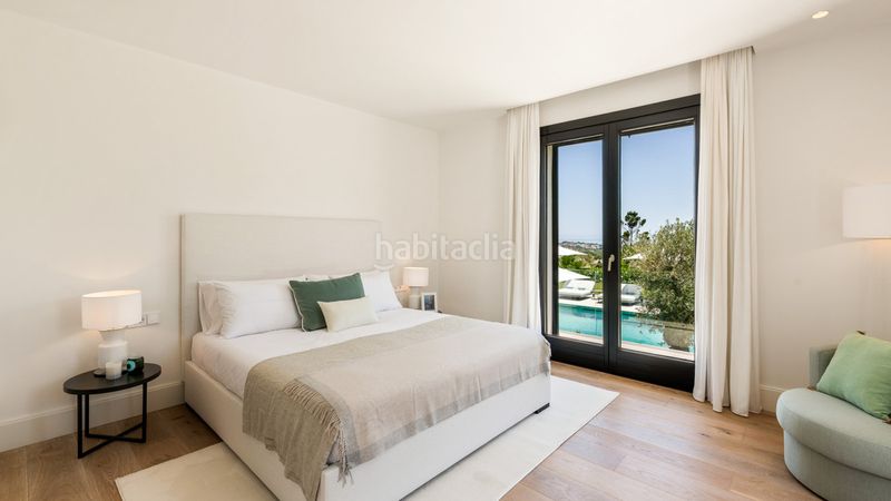 Foto 841e9b09-fa38-450e-ac93-8b838ac926a9. Casa adossada amb aparcament a Las Brisas Marbella