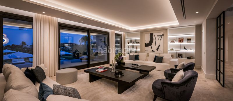 Foto fd9d9b48-fa8a-4af3-a36d-c2fe4b1d75ba. Casa adossada amb aparcament a Las Brisas Marbella