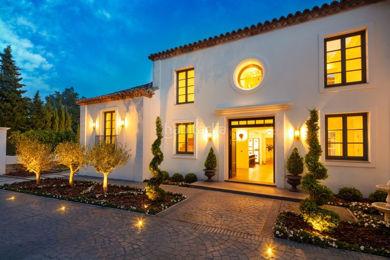 Foto a523b82c-55df-4983-ba2f-09d30566e9b9. Casa adossada amb aparcament a Sierra Blanca Marbella