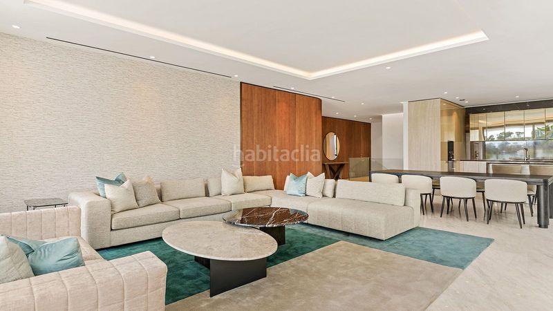 Foto 22c274f2-081e-4676-aa26-9f816d289259. Pis a La Carolina - Guadalpín Marbella