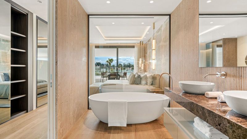 Foto 387b8744-41eb-4122-b43e-70cac76264fa. Pis a La Carolina - Guadalpín Marbella