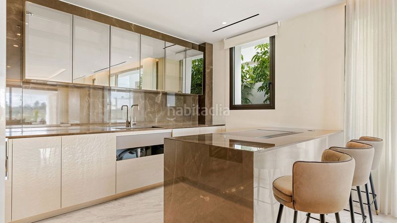 Foto ba312f93-6a3d-4351-b51c-5b756caca651. Pis a La Carolina - Guadalpín Marbella