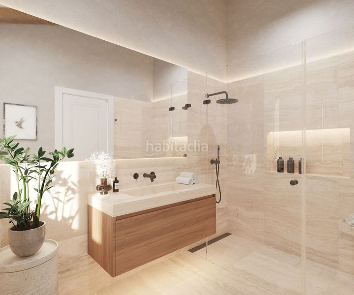 Foto ab95d5d9-b405-4dca-a3d2-b4f6bd432dcf. Casa adosada en Río Real Marbella