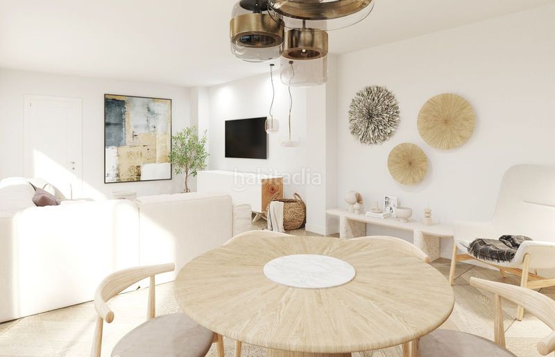 Foto 73c2af72-87c2-4f67-accb-cd28bcc6e917. Casa adossada amb aparcament a Río Real Marbella