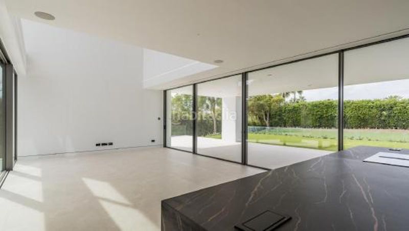 Foto d3e1a8d8-dee2-4a66-b6f2-b71c70dbd892. Maison jumelée avec parking dans La Carolina - Guadalpín Marbella