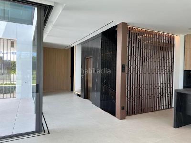 Foto d6d697dc-14a0-4900-95f2-88b92d2076a2. Maison jumelée avec parking dans La Carolina - Guadalpín Marbella