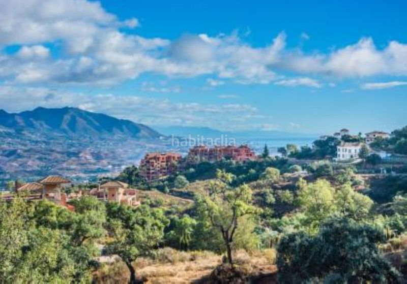 Foto f1c36722-a8c4-40c4-b2e7-5f323128a613. Casa adosada en La Mairena Ojén