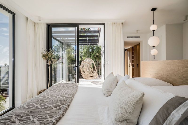 Foto 0b0daa0c-c5a2-4bda-8432-b6733f6d7790. Casa adossada amb aparcament a Las Brisas Marbella