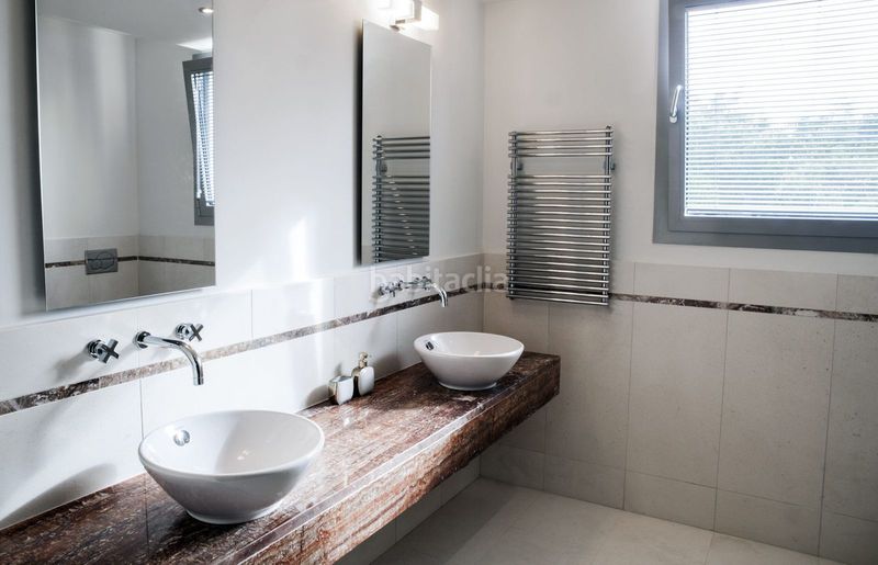Foto 7d1b8c26-e805-4847-8ec6-0b2385d2217f. Casa adossada a Sierra Blanca Marbella