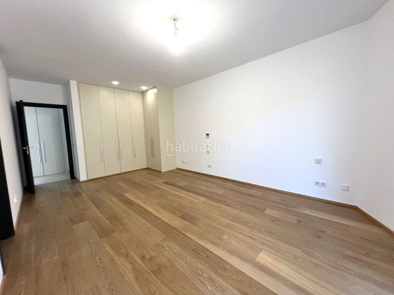 Foto eda124c5-b9a3-4553-9bab-b2966d469aac. Casa adossada a Sierra Blanca Marbella