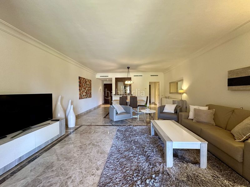 Foto ffa6445b-4c63-4a1f-87bf-24c541e82277. Piso en Las Brisas Marbella