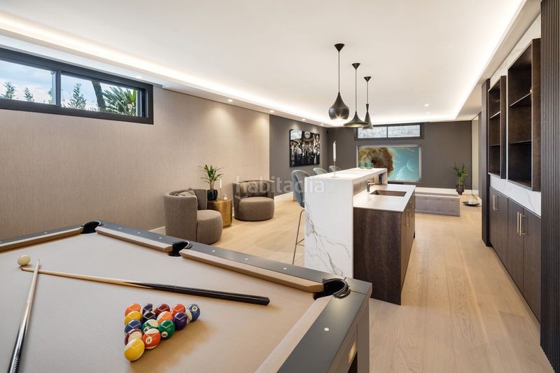 Foto aab71cb5-6d59-45eb-9d14-99463dbf0913. Casa adossada amb aparcament a Las Brisas Marbella