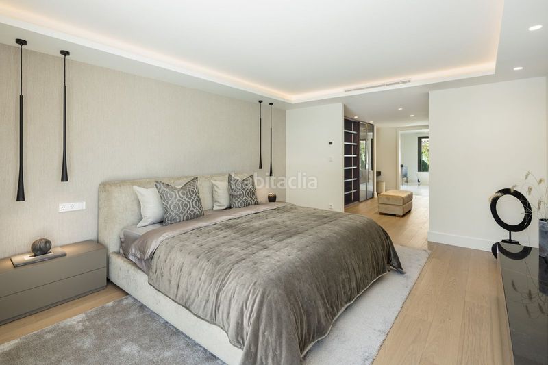 Foto becd4d62-7bd4-4be2-a3de-37402aa4132e. Casa adossada amb aparcament a Las Brisas Marbella