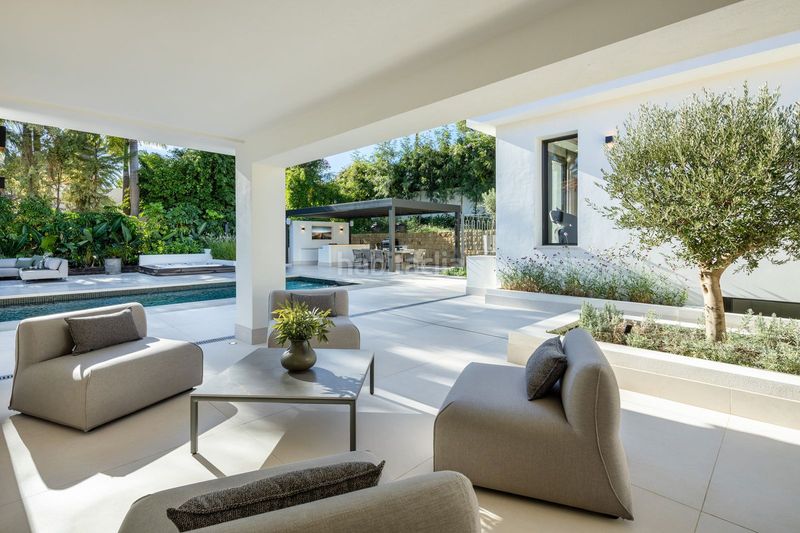 Foto d61aa49e-2d37-4d4b-b807-8babb3b6d7ee. Casa adossada amb aparcament a Las Brisas Marbella