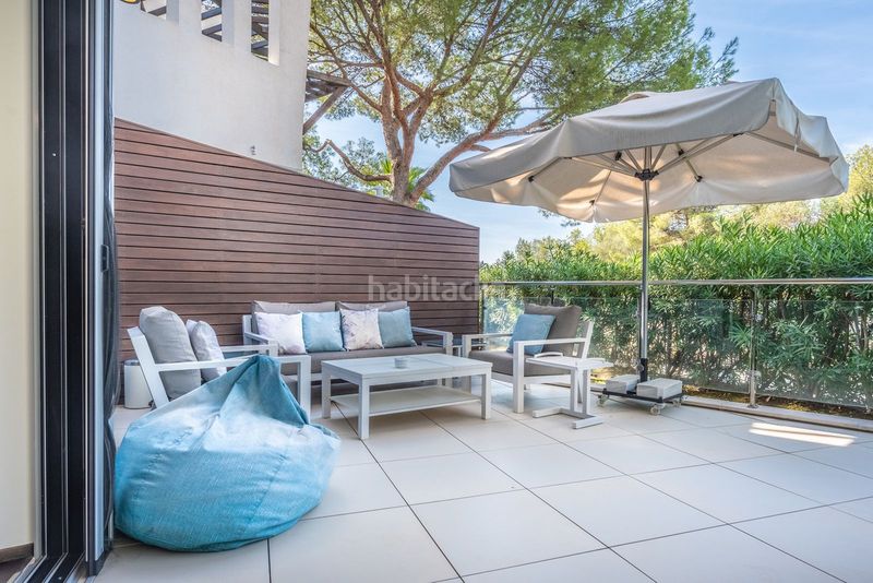 Foto 06e8009c-2923-4a60-997b-1edd38280dd3. Casa adossada amb aparcament a Sierra Blanca Marbella