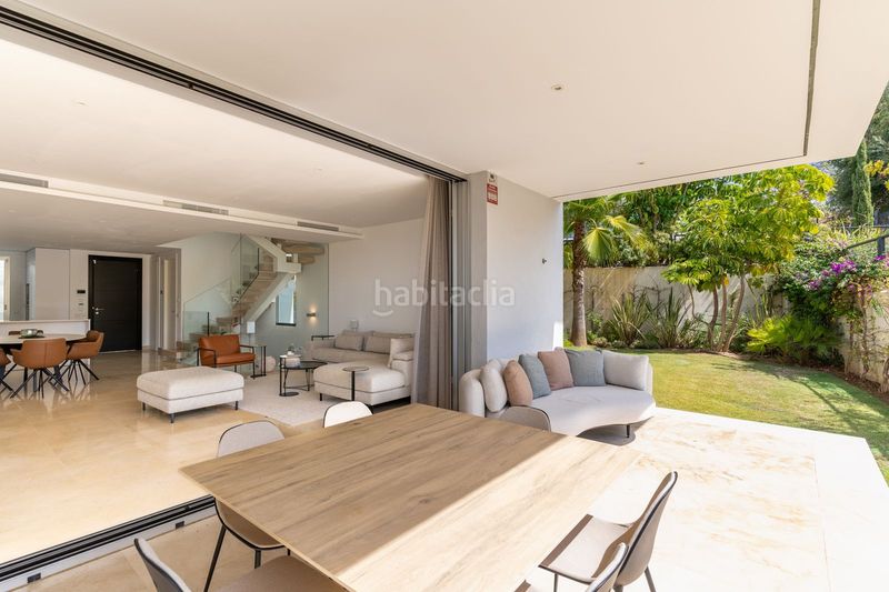 Foto 1b75a85e-e767-4805-a986-e03b974f8c4a. Casa adossada amb aparcament a Río Real Marbella