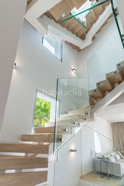 Foto 7bf2a7f8-777c-47ad-9fd3-39a66c0f7b7e. Casa adossada amb aparcament a Río Real Marbella