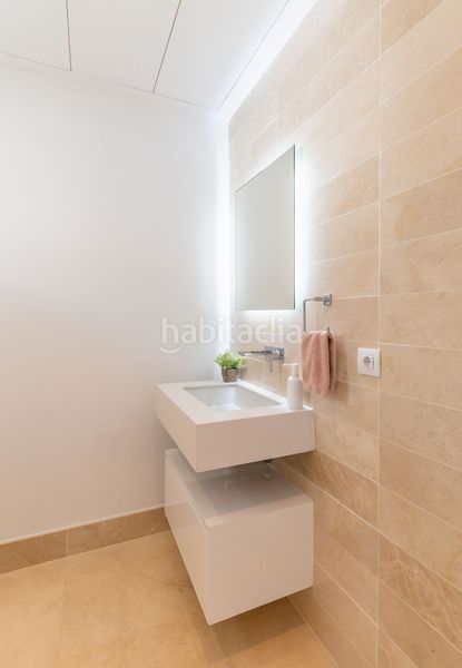 Foto 87f7dbfd-dc29-44c2-9b2e-fe2aa796c404. Casa adossada amb aparcament a Río Real Marbella