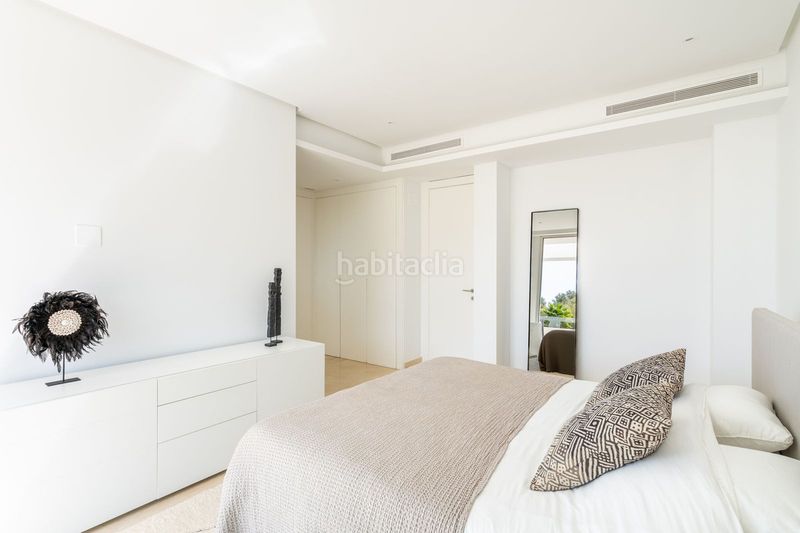 Foto c2103fda-837e-4121-9534-d9742d6f0e24. Casa adossada amb aparcament a Río Real Marbella