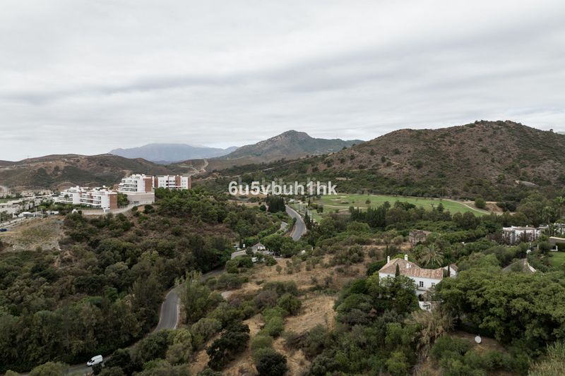 Foto e42db63e-da84-4e80-a8fe-1b9edd9b68e2. Terreny residencial a Benahavís pueblo Benahavís
