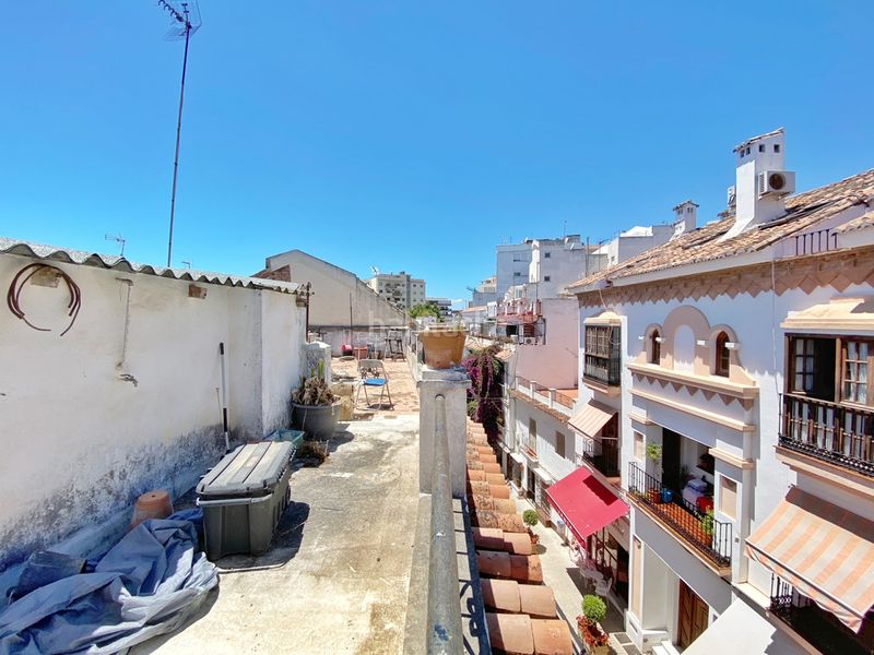 Foto 06204931-1992-48c8-a777-d0997dbc2050. Casa adosada en Casco Antiguo Marbella