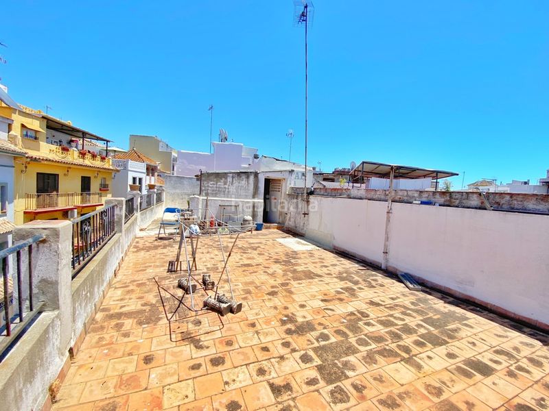 Foto 639078be-ba25-42f5-bfe7-7f2cc1ebbb0a. Casa adosada en Casco Antiguo Marbella