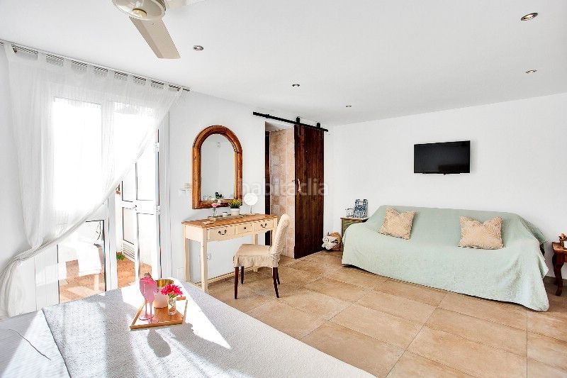 Foto 118cd9c1-cf09-4c0c-897e-6fa16da0b531. Casa adossada amb aparcament a Marbesa Marbella